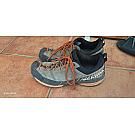 Men approach shoes Scarpa Mescalito